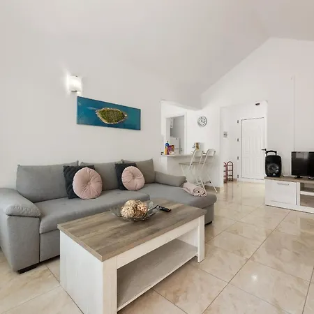 Casa Olivier Tatil Evi Playa Honda (Lanzarote)